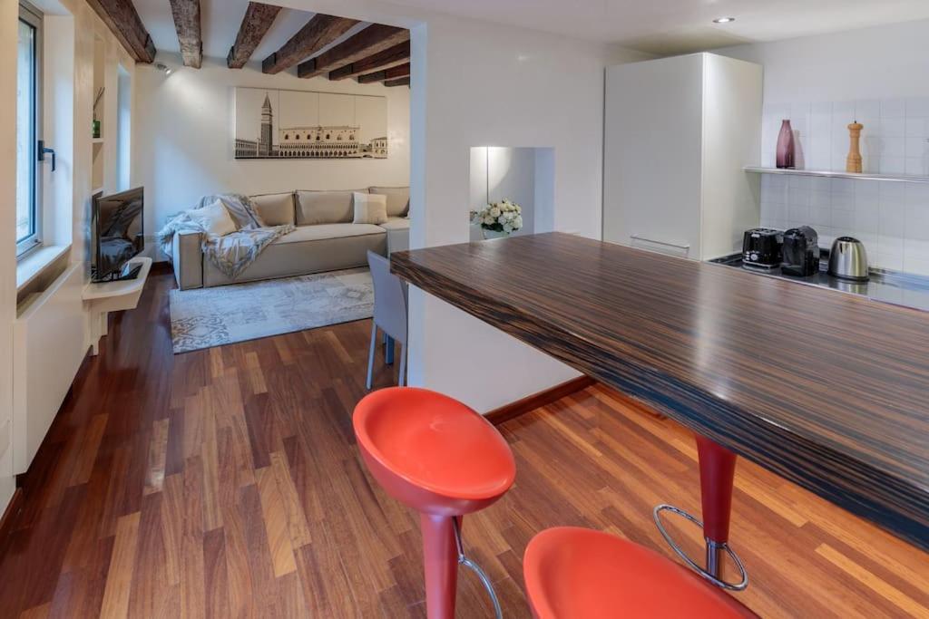 2 Min Da Piazza San Marco L-Home Венеція Екстер'єр фото