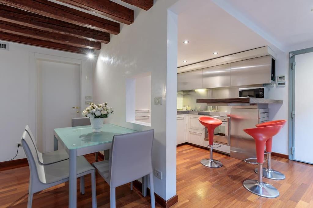 2 Min Da Piazza San Marco L-Home Венеція Екстер'єр фото